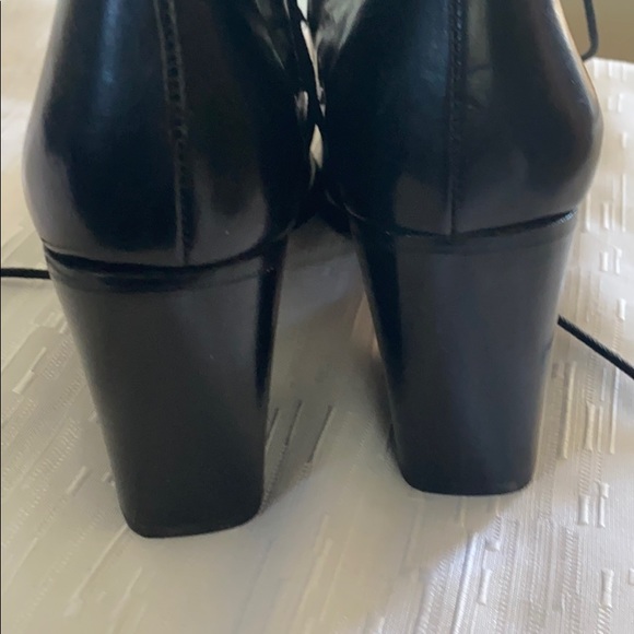 Joan Helpern Signature Black Chunky Heel Boot - Picture 5 of 5